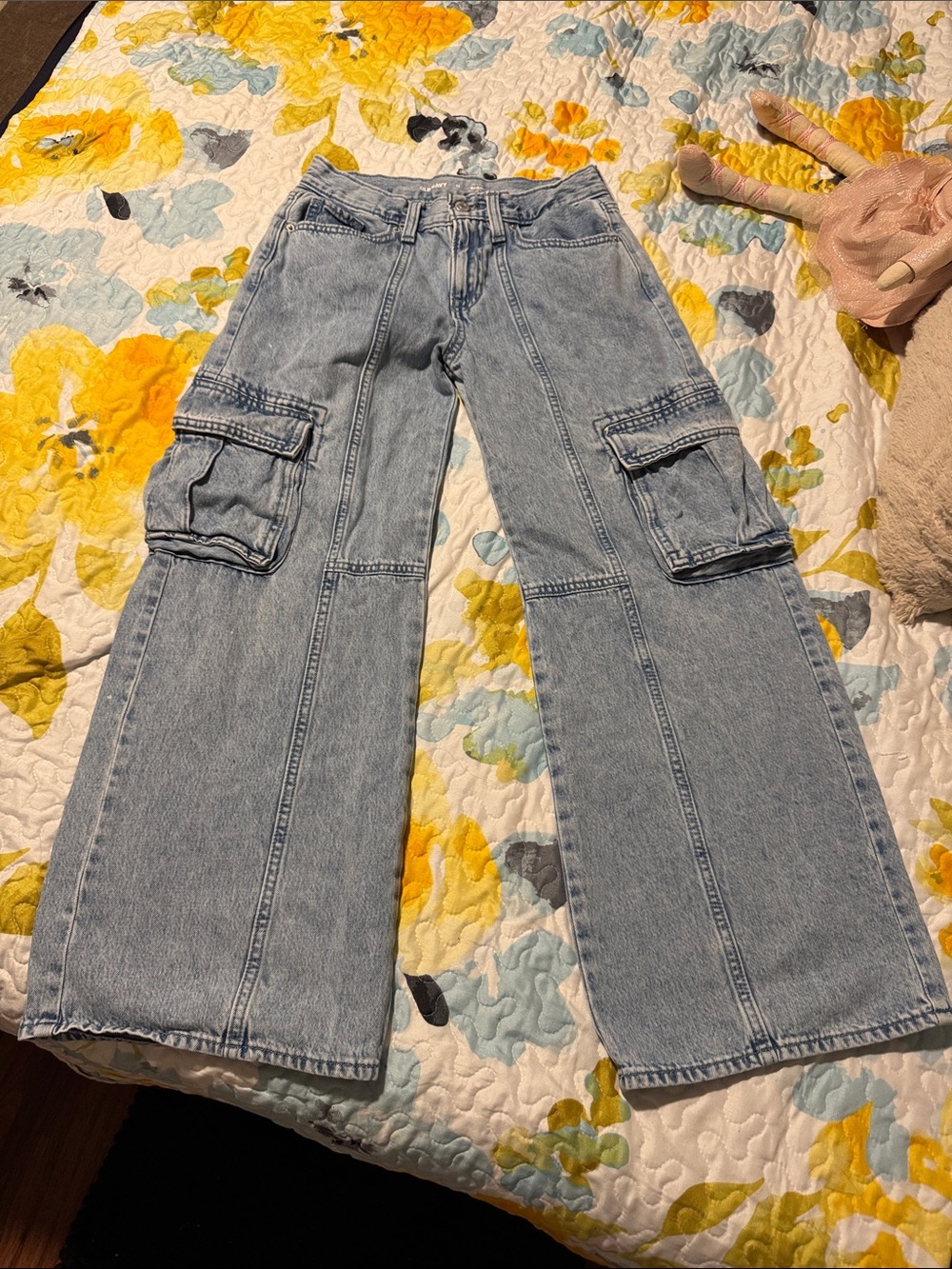 Old Navy Light Blue Wide-Leg Cargo Jeans